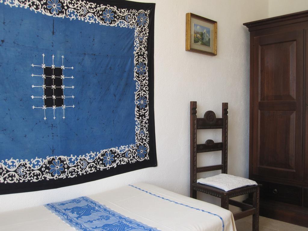 Campi Elisi B&B Sassari Habitación foto