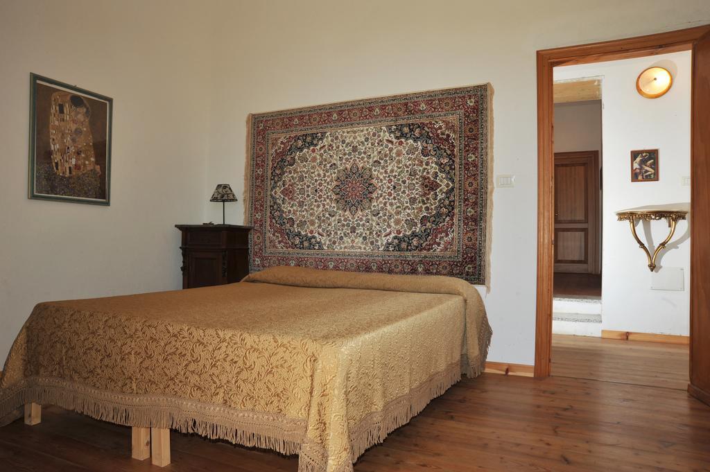 Campi Elisi B&B Sassari Habitación foto
